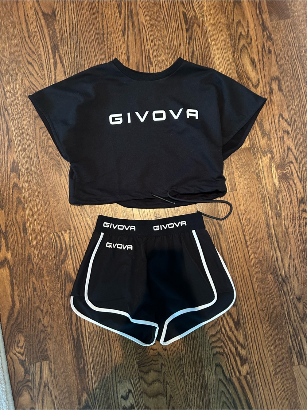 GIVOVA Italian Black Logo Crop Top & Athletic Shorts Set